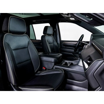 Chevrolet Tahoe  SUV 2023,  5.3 benzyna, automat - Na sprzedaż za 343 170 zł - Katowice - zdjęcie 10