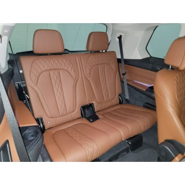 BMW X7  SUV 2023,  3.0 hybryda, automat - Na sprzedaż za 306 270 zł - Katowice - zdjęcie 12