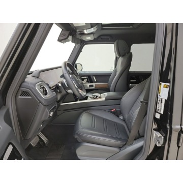 Mercedes - Benz G-klasa  SUV 2021,  4.0 benzyna, automat - Na sprzedaż za 605 160 zł - Katowice - zdjęcie 9
