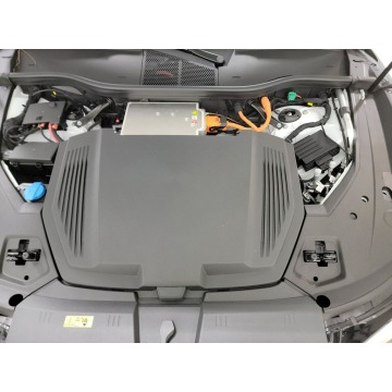 Audi Q8  SUV 2023 elektryczny, automat - Na sprzedaż za 343 170 zł - Katowice - zdjęcie 12