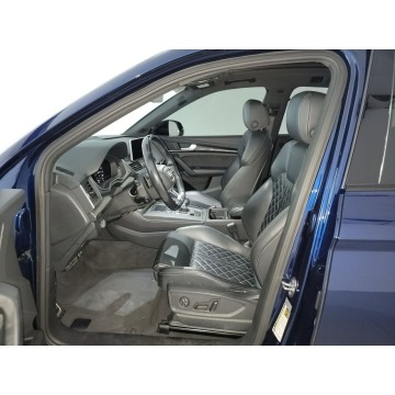 Audi SQ5  SUV 2020,  3.0 benzyna, automat - Na sprzedaż za 174 660 zł - Katowice - zdjęcie 9