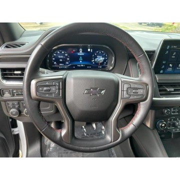 Chevrolet Suburban  SUV 2023,  5.3 benzyna, automat - Na sprzedaż za 341 940 zł - Katowice - zdjęcie 11