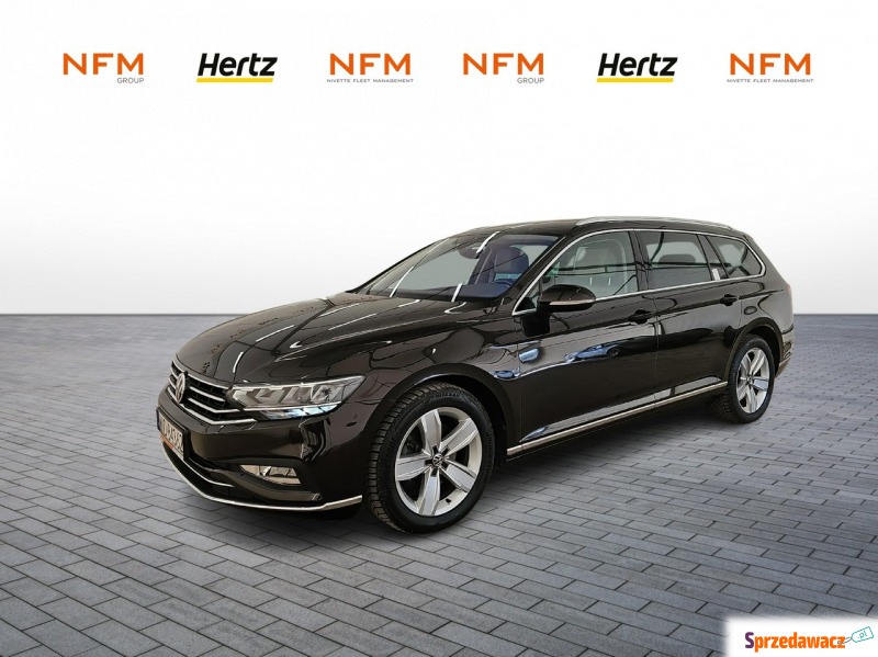 Volkswagen Passat 2019,  1.5 benzyna - Na sprzedaż za 98 500 zł - Warszawa