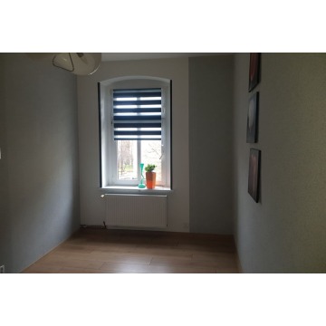 Mieszkanie dwupokojowe Legnica,   59 m2, drugie piętro - Sprzedam - zdjęcie 2