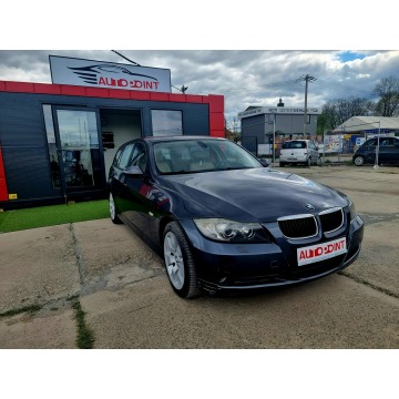 BMW Seria 3  Kombi 2007,  2.0 benzyna+LPG, automat - Na sprzedaż za 14 900 zł - Kraków - zdjęcie 3