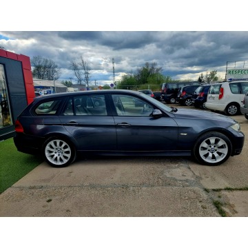 BMW Seria 3  Kombi 2007,  2.0 benzyna+LPG, automat - Na sprzedaż za 14 900 zł - Kraków - zdjęcie 4
