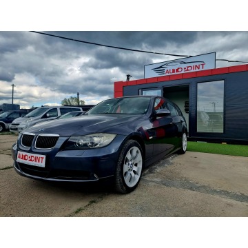 BMW Seria 3  Kombi 2007,  2.0 benzyna+LPG, automat - Na sprzedaż za 14 900 zł - Kraków - zdjęcie 9