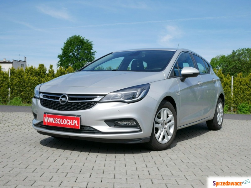 Opel Astra  Hatchback 2018,  1.4 benzyna - Na sprzedaż za 54 500 zł - Goczałkowice-Zdrój