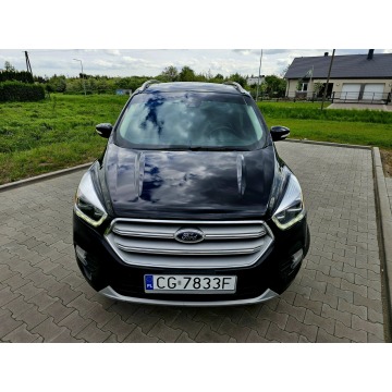 Ford Kuga  SUV 2019,  2.0 benzyna, automat - Na sprzedaż za 69 555 zł - Grudziądz - zdjęcie 2
