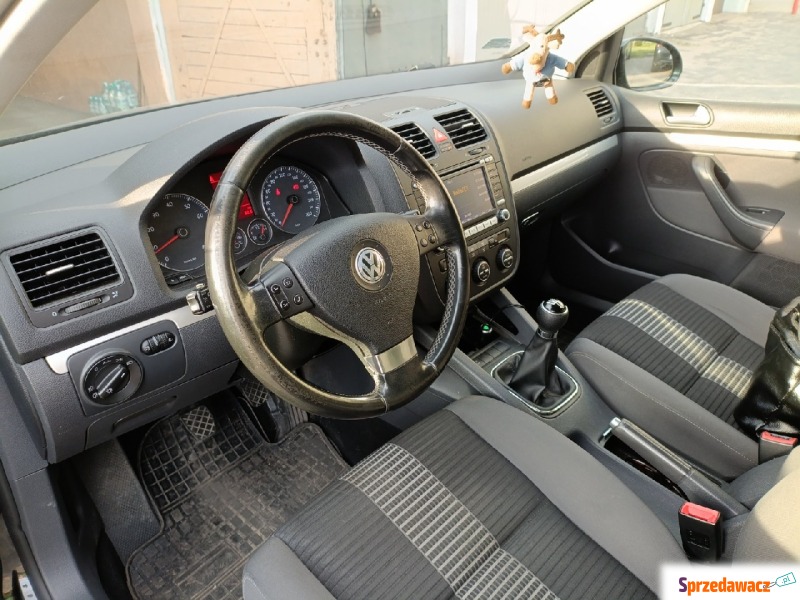 Volkswagen Golf  Hatchback 2007,  1.6 benzyna - Na sprzedaż za 17 000 zł - Włocławek