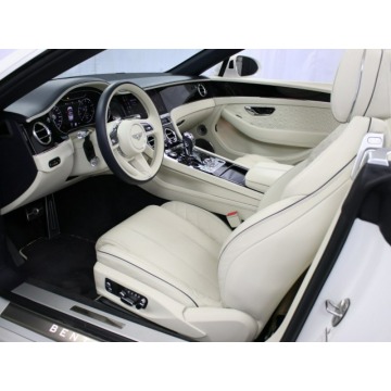 Bentley Continental GT  Kabriolet 2021,  4.0 benzyna, automat - Na sprzedaż za 762 600 zł - Katowice - zdjęcie 9