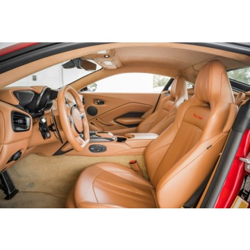 Aston Martin V8  Kabriolet 2019,  4.0 benzyna, automat - Na sprzedaż za 584 250 zł - Katowice - zdjęcie 10