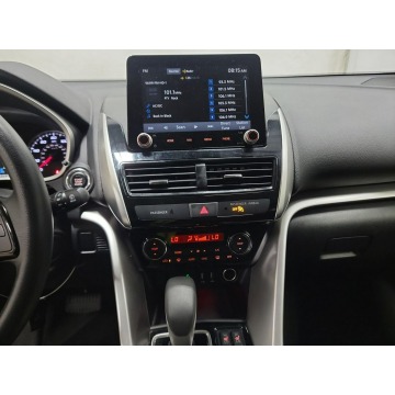 Mitsubishi Eclipse Cross  SUV 2022,  1.5 benzyna, automat - Na sprzedaż za 107 010 zł - Katowice - zdjęcie 10
