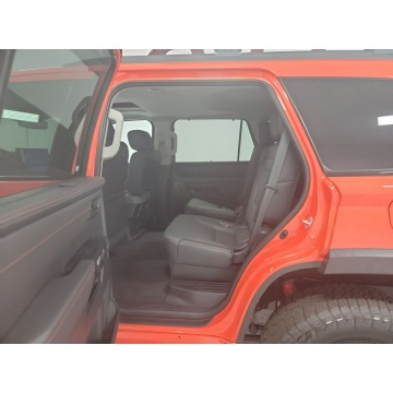 Toyota Sequoia  SUV 2023,  3.4 hybryda, automat - Na sprzedaż za 381 546 zł - Katowice - zdjęcie 11
