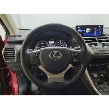 Lexus NX  SUV 2021,  2.0 benzyna, automat - Na sprzedaż za 195 570 zł - Katowice - zdjęcie 9