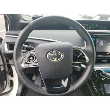 Toyota   Sedan/Limuzyna 2016 elektryczny, automat - Na sprzedaż za 40 590 zł - Katowice - zdjęcie 9