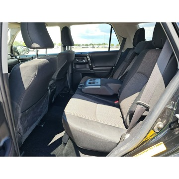 Toyota 4-Runner  SUV 2023,  4.0 benzyna, automat - Na sprzedaż za 178 350 zł - Katowice - zdjęcie 10