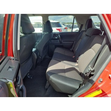 Toyota 4-Runner  SUV 2023,  4.0 benzyna, automat - Na sprzedaż za 182 040 zł - Katowice - zdjęcie 10