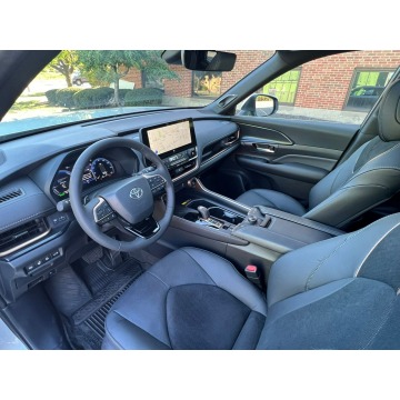 Toyota Highlander  SUV 2024,  2.4 benzyna, automat - Na sprzedaż za 244 770 zł - Katowice - zdjęcie 10