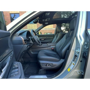 Toyota Highlander  SUV 2024,  2.4 benzyna, automat - Na sprzedaż za 244 770 zł - Katowice - zdjęcie 12