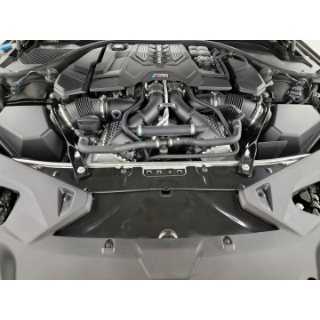 BMW M8  Coupe/Sportowy 2020,  4.4 benzyna, automat - Na sprzedaż za 290 280 zł - Katowice - zdjęcie 9