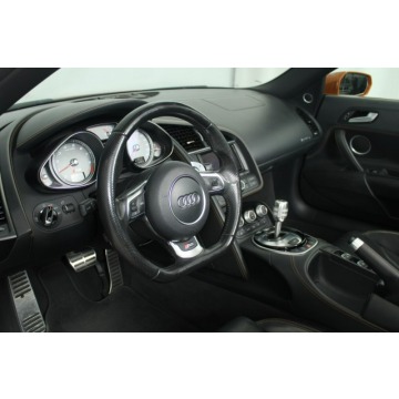 Audi R8  Kabriolet 2015,  5.2 benzyna, automat - Na sprzedaż za 399 750 zł - Katowice - zdjęcie 10