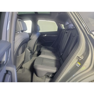 Audi SQ5  SUV 2021,  3.0 benzyna, automat - Na sprzedaż za 223 860 zł - Katowice - zdjęcie 9