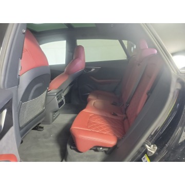 Audi SQ8  SUV 2022,  4.0 benzyna, automat - Na sprzedaż za 287 820 zł - Katowice - zdjęcie 9