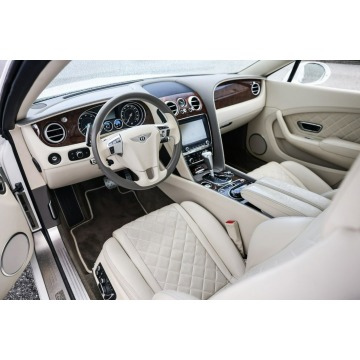 Bentley   Kabriolet 2017,  6.0 benzyna, automat - Na sprzedaż za 643 782 zł - Katowice - zdjęcie 9