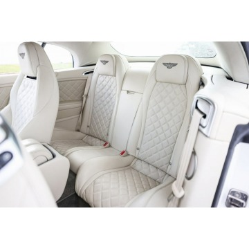 Bentley   Kabriolet 2017,  6.0 benzyna, automat - Na sprzedaż za 643 782 zł - Katowice - zdjęcie 11