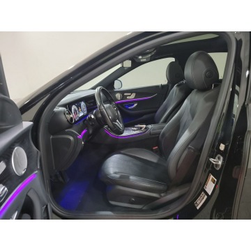 Mercedes - Benz E-klasa  Sedan/Limuzyna 2020,  2.0 benzyna, automat - Na sprzedaż za 108 240 zł - Katowice - zdjęcie 9