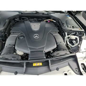 Mercedes - Benz E-klasa  Kabriolet 2019,  3.0 hybryda, automat - Na sprzedaż za 129 150 zł - Katowice - zdjęcie 9