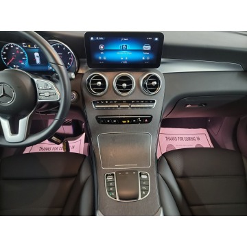 Mercedes - Benz GLC-klasa  SUV 2022,  2.0 hybryda, automat - Na sprzedaż za 126 690 zł - Katowice - zdjęcie 10