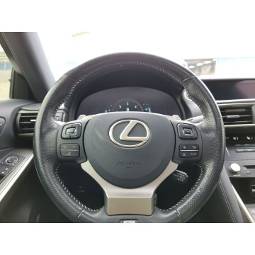 Lexus IS  Sedan/Limuzyna 2020,  3.5 benzyna, automat - Na sprzedaż za 111 930 zł - Katowice - zdjęcie 9