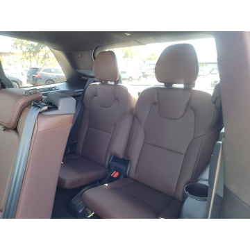 Volvo   SUV 2021,  2.0 hybryda, automat - Na sprzedaż za 148 830 zł - Katowice - zdjęcie 10