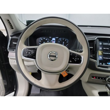 Volvo   SUV 2022,  2.0 hybryda, automat - Na sprzedaż za 157 440 zł - Katowice - zdjęcie 9
