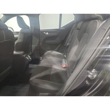 Volvo   SUV 2020,  2.0 hybryda, automat - Na sprzedaż za 100 860 zł - Katowice - zdjęcie 10