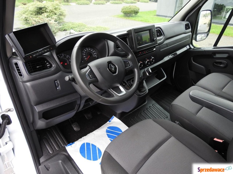 Renault Master,  0.0 diesel - Na sprzedaż za 130 257 zł - Wałbrzych