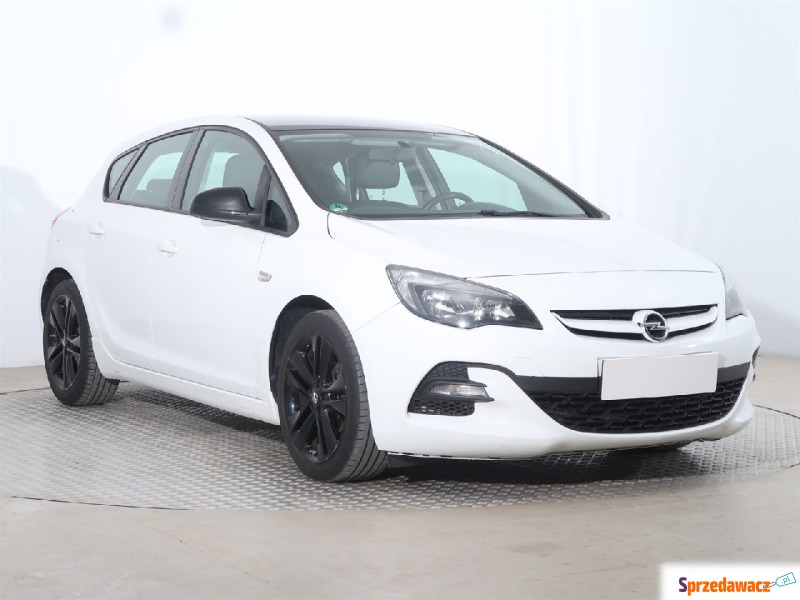Opel Astra  Hatchback 2015,  1.4 benzyna - Na sprzedaż za 42 999 zł - Kraków