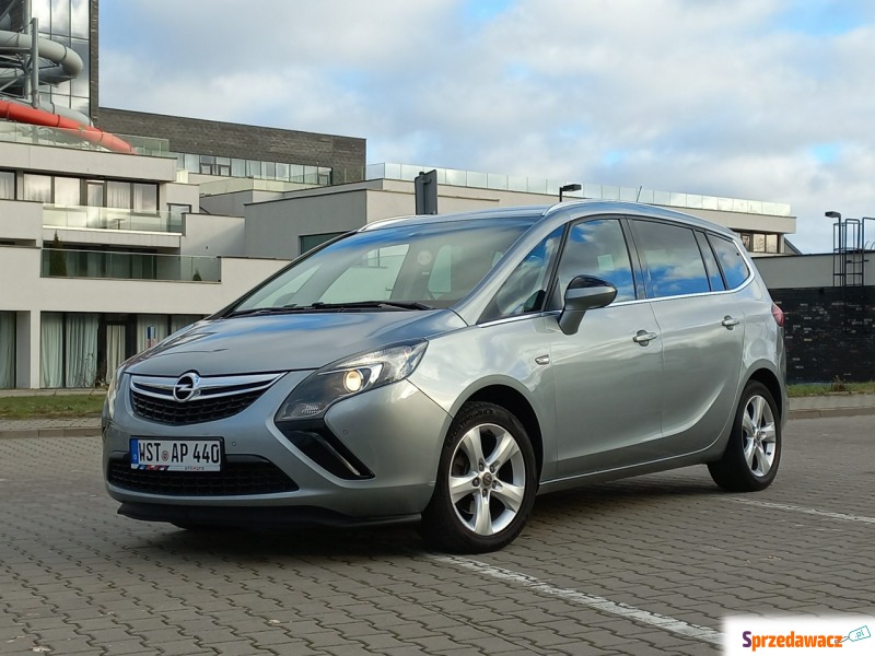 Opel Zafira  Minivan/Van 2013,  2.0 diesel - Na sprzedaż za 32 700 zł - Olsztyn