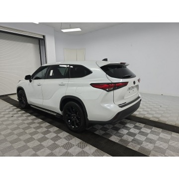 Toyota Highlander  SUV 2022,  2.4 benzyna, automat - Na sprzedaż za 142 680 zł - Katowice - zdjęcie 3