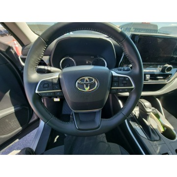 Toyota Highlander  SUV 2023,  2.4 benzyna, automat - Na sprzedaż za 161 130 zł - Katowice - zdjęcie 7