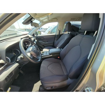 Toyota Highlander  SUV 2023,  2.4 benzyna, automat - Na sprzedaż za 161 130 zł - Katowice - zdjęcie 9
