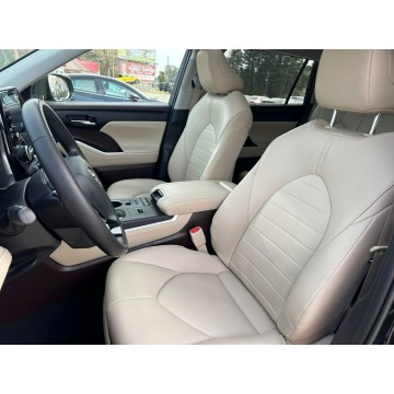 Toyota Highlander  SUV 2020,  2.4 benzyna, automat - Na sprzedaż za 173 430 zł - Katowice - zdjęcie 5