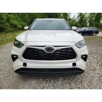 Toyota Highlander  SUV 2021,  3.5 benzyna, automat - Na sprzedaż za 162 360 zł - Katowice - zdjęcie 2