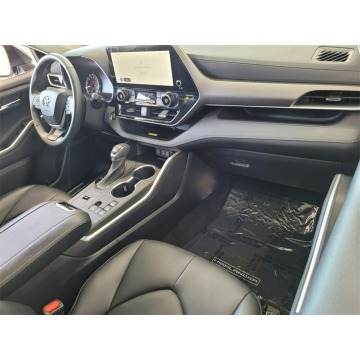Toyota Highlander  SUV 2023,  2.4 benzyna, automat - Na sprzedaż za 174 660 zł - Katowice - zdjęcie 7