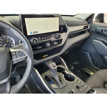 Toyota Highlander  SUV 2023,  2.4 benzyna, automat - Na sprzedaż za 174 660 zł - Katowice - zdjęcie 4
