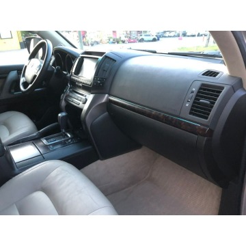 Toyota Land Cruiser  SUV 2009,  5.7 benzyna, automat - Na sprzedaż za 103 320 zł - Katowice - zdjęcie 8