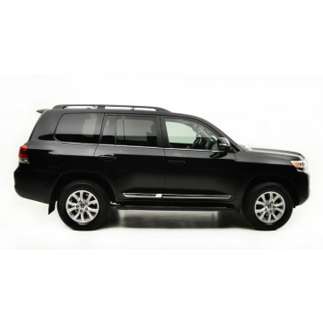 Toyota Land Cruiser  SUV 2016,  5.7 benzyna, automat - Na sprzedaż za 228 780 zł - Katowice - zdjęcie 3