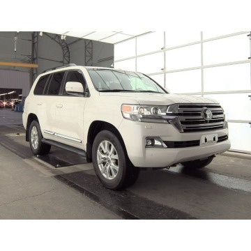 Toyota Land Cruiser  SUV 2017,  5.7 benzyna, automat - Na sprzedaż za 223 848 zł - Katowice - zdjęcie 3